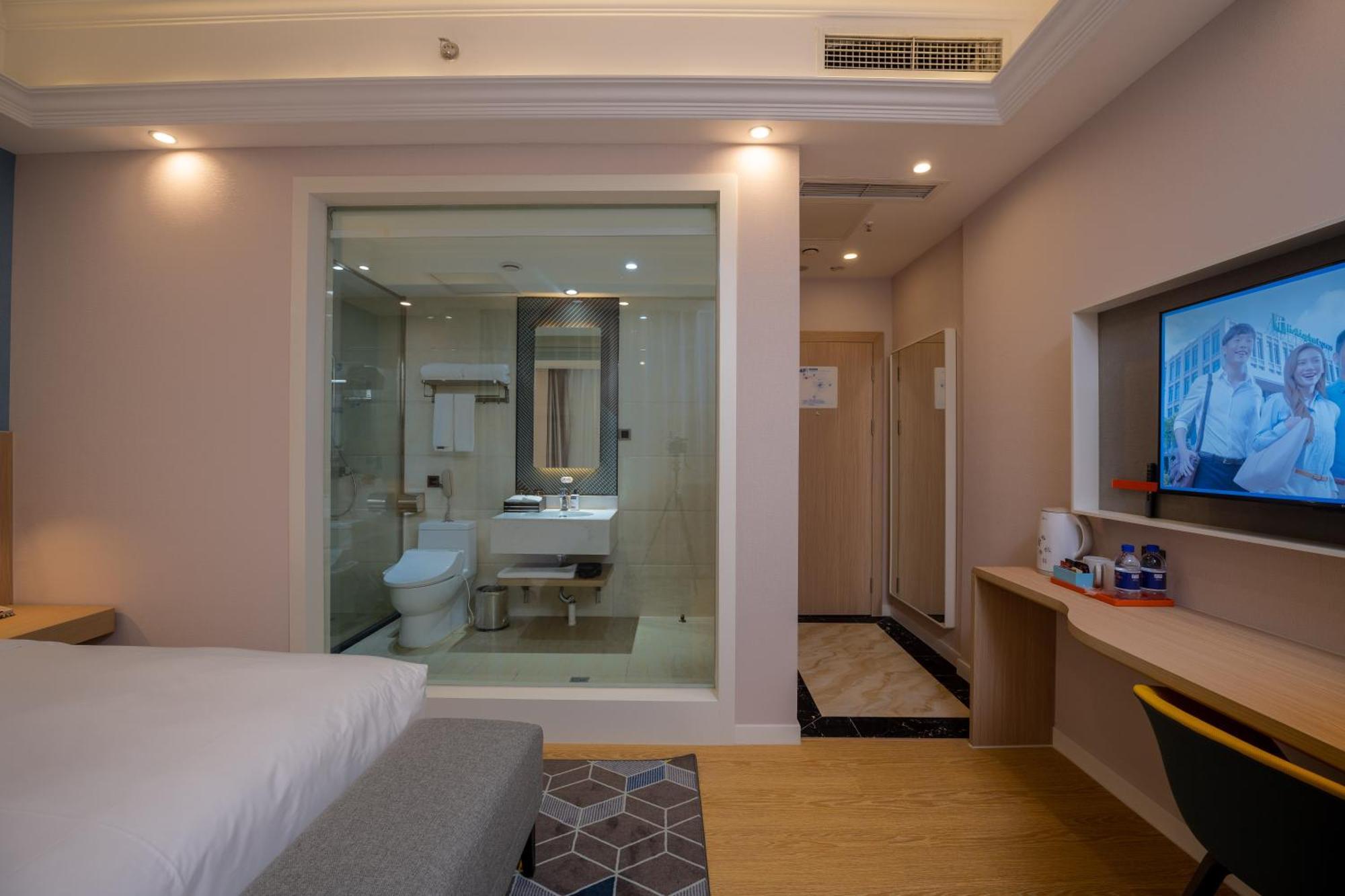 Holiday Inn Express Chengdu Tianfu Square By Ihg - Chunxi Road And Kuanzhai Alley Exterior photo